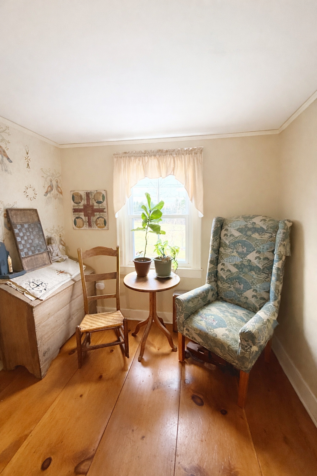 Shaker Hill Bed and Breakfast Hallway